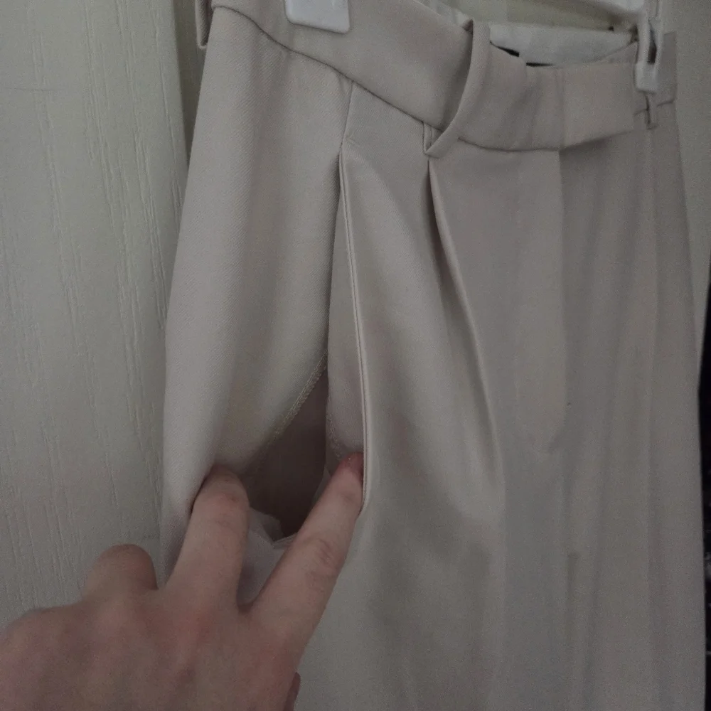 Zara Wide Leg High Waisted Trousers - Picture 6 of 9